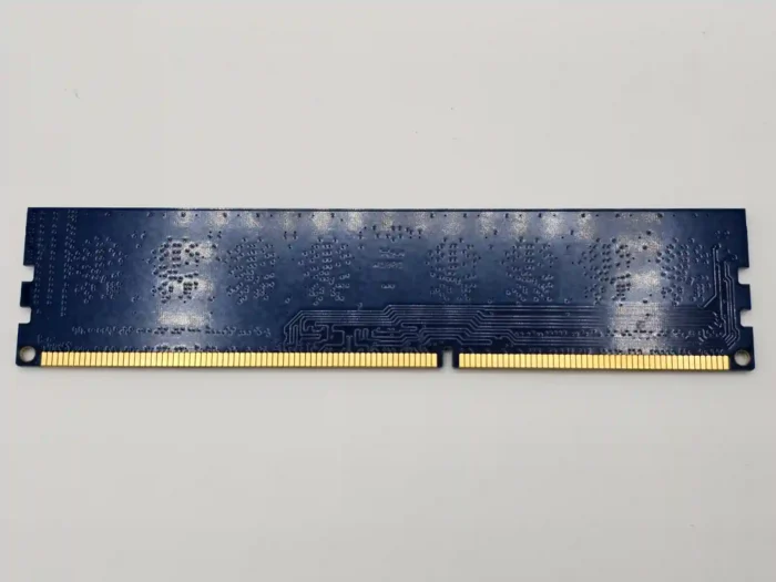 Kingston 1GB DDR3-1333 (Used) - Image 2