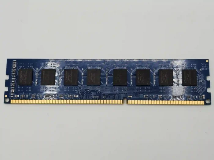 Kingston 8GB DDR3-1600 PC3-12800U (Used) - Image 2