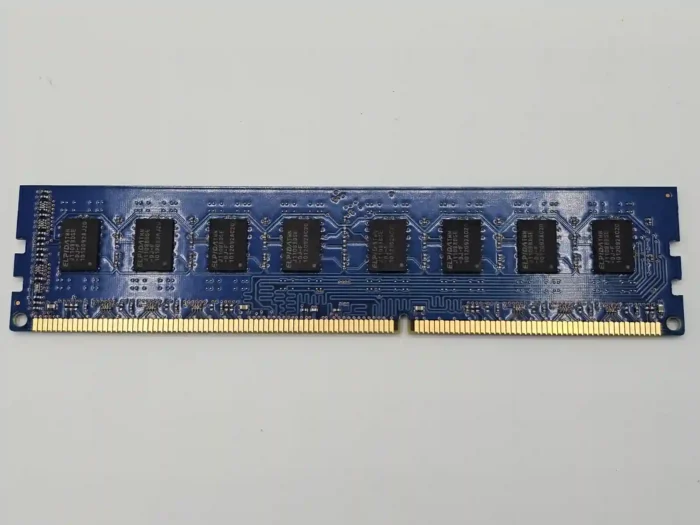 Nanya 2GB DDR2 PC2-6400U (Used) - Image 2