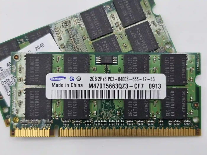 4GB DDR2 SODIMM KIT Samsung PC2-6400S-666-12-E3M470T5663QZ3-CF7 laptop memory