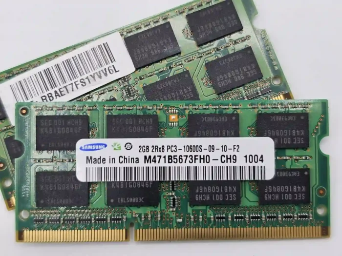 4GB DDR3 SODIMM KIT Samsung PC3-10600S laptop memory