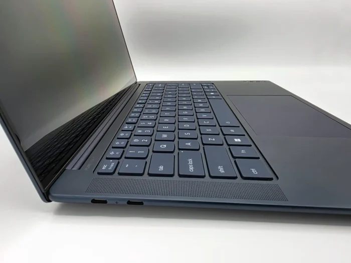 Lenovo Yoga Slim 7x 14 Next Gen AI PC - Image 4